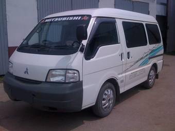 2002 Nissan Vanette Pictures