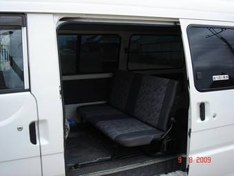 2002 Nissan Vanette Photos