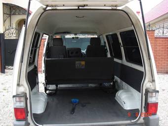 2002 Nissan Vanette Pictures