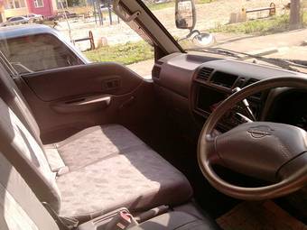 2002 Nissan Vanette Pictures