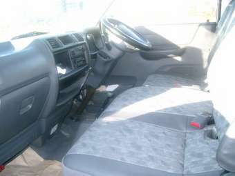 2003 Nissan Vanette Pictures