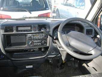 2003 Nissan Vanette Pictures
