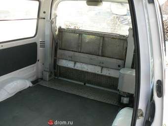 2003 Nissan Vanette Images