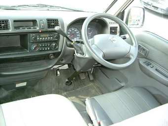 2003 Nissan Vanette Photos