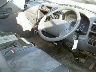 2003 Nissan Vanette Photos