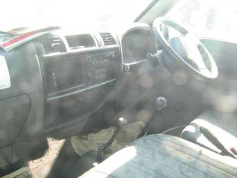 2003 Nissan Vanette Pictures