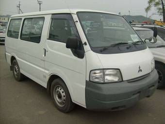 2003 Nissan Vanette Pics