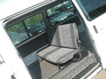 2003 Nissan Vanette Photos