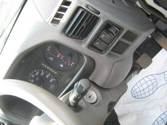 2003 Nissan Vanette Pictures