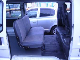 2003 Nissan Vanette Pictures