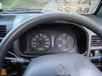 2003 Nissan Vanette Photos