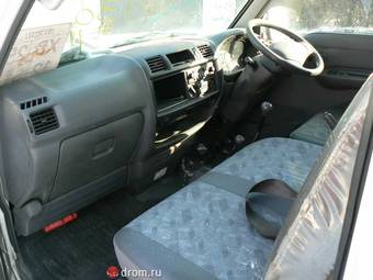 2003 Nissan Vanette Photos