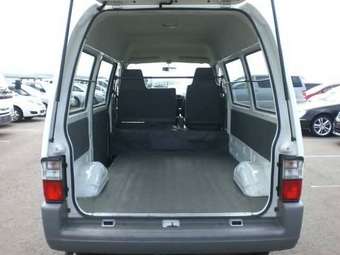 2004 Nissan Vanette Images