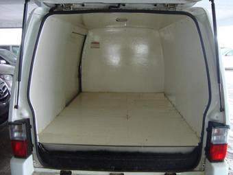 2004 Nissan Vanette Pics
