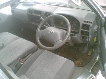 2004 Nissan Vanette Pictures