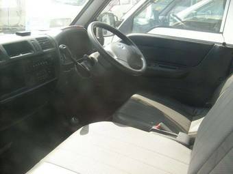 2004 Nissan Vanette Pictures