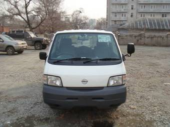 2004 Nissan Vanette Images