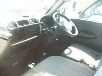 2004 Nissan Vanette Pictures