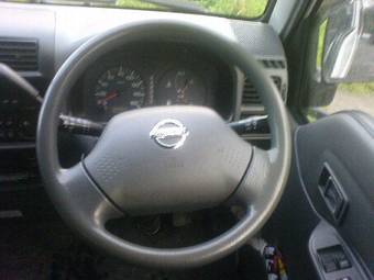 2004 Nissan Vanette Pictures