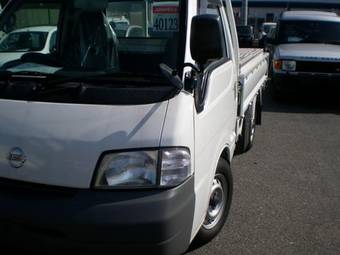 2005 Nissan Vanette Photos