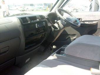 2005 Nissan Vanette Photos