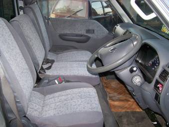 2005 Nissan Vanette Photos