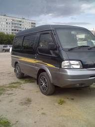 2005 Nissan Vanette Pictures