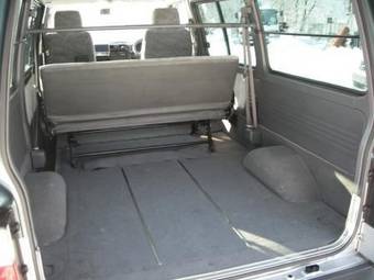 2001 Nissan Vanette Van Pictures