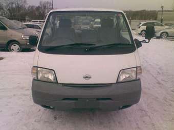 2002 Nissan Vanette Van Pics