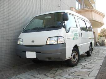 2002 Nissan Vanette Van Photos