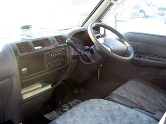 2002 Nissan Vanette Van Pictures