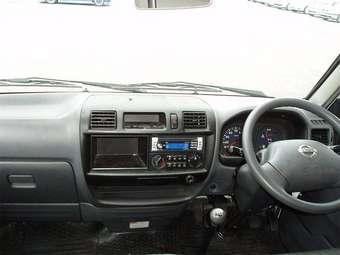 2004 Nissan Vanette Van Pictures