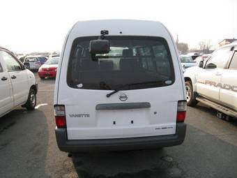 2004 Nissan Vanette Van Photos