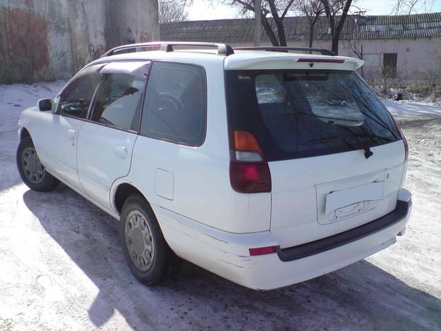 1996 Nissan Wingroad