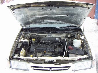 Nissan wingroad 1997