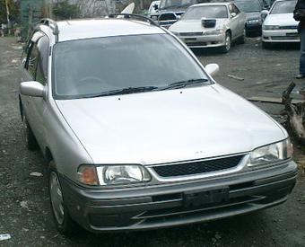1998 Nissan Wingroad