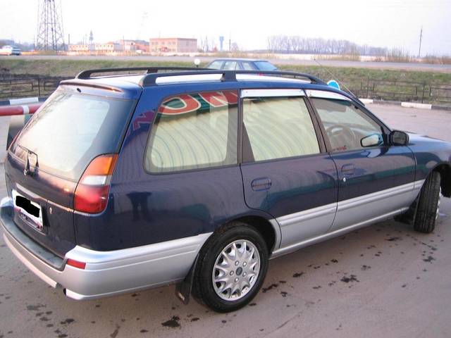 1998 Nissan Wingroad