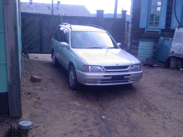 1998 Nissan Wingroad