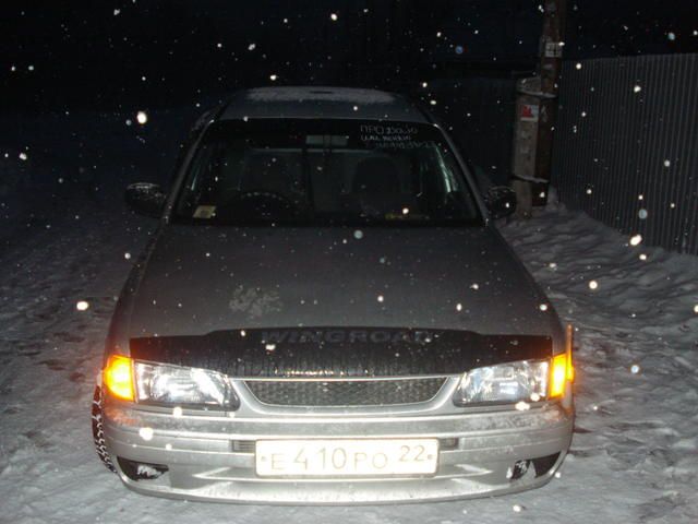 1998 Nissan Wingroad