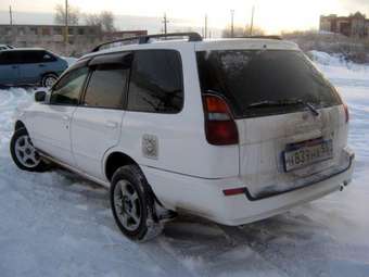 1998 Nissan Wingroad Pictures