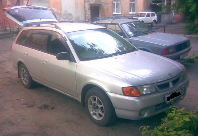 1999 Nissan Wingroad