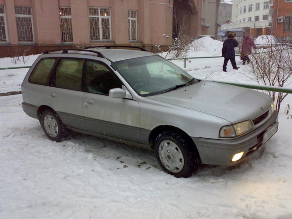 1999 Nissan Wingroad