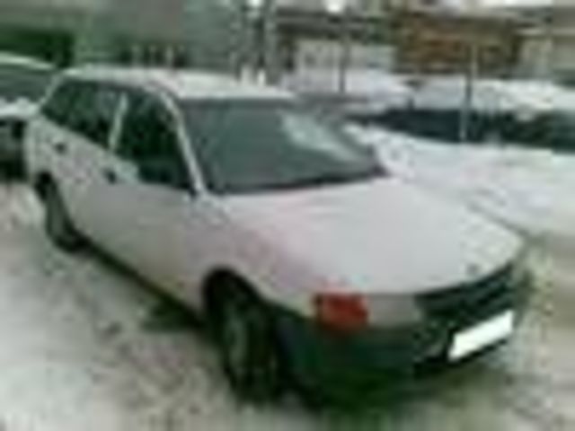 1999 Nissan Wingroad