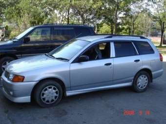 1999 Nissan Wingroad Pictures