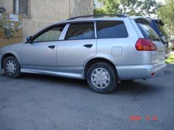 1999 Nissan Wingroad Pics