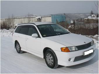 1999 Nissan Wingroad Wallpapers