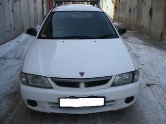1999 Nissan Wingroad Photos