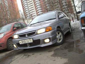 1999 Nissan Wingroad Photos