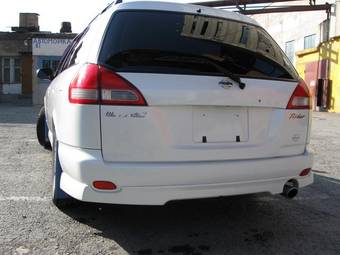 1999 Nissan Wingroad Photos