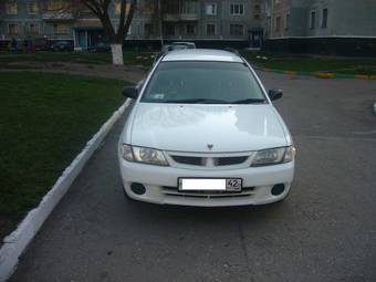 1999 Nissan Wingroad Pictures